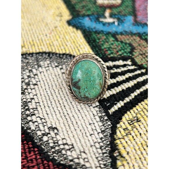 Green Turquoise Sterling Silver Ring - Picture 6 of 9